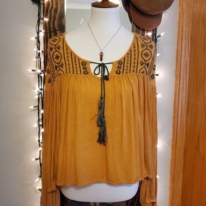 Gimmicks BKE boho long sleeve blouse size large